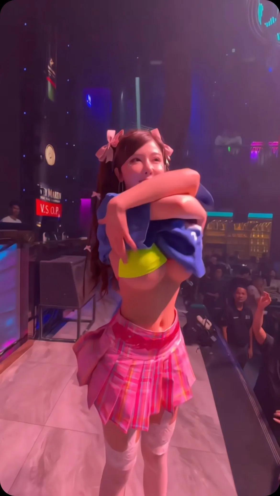 完美身材满满魅力「DJ_JENNA_CHEW_周甄娜」(13)