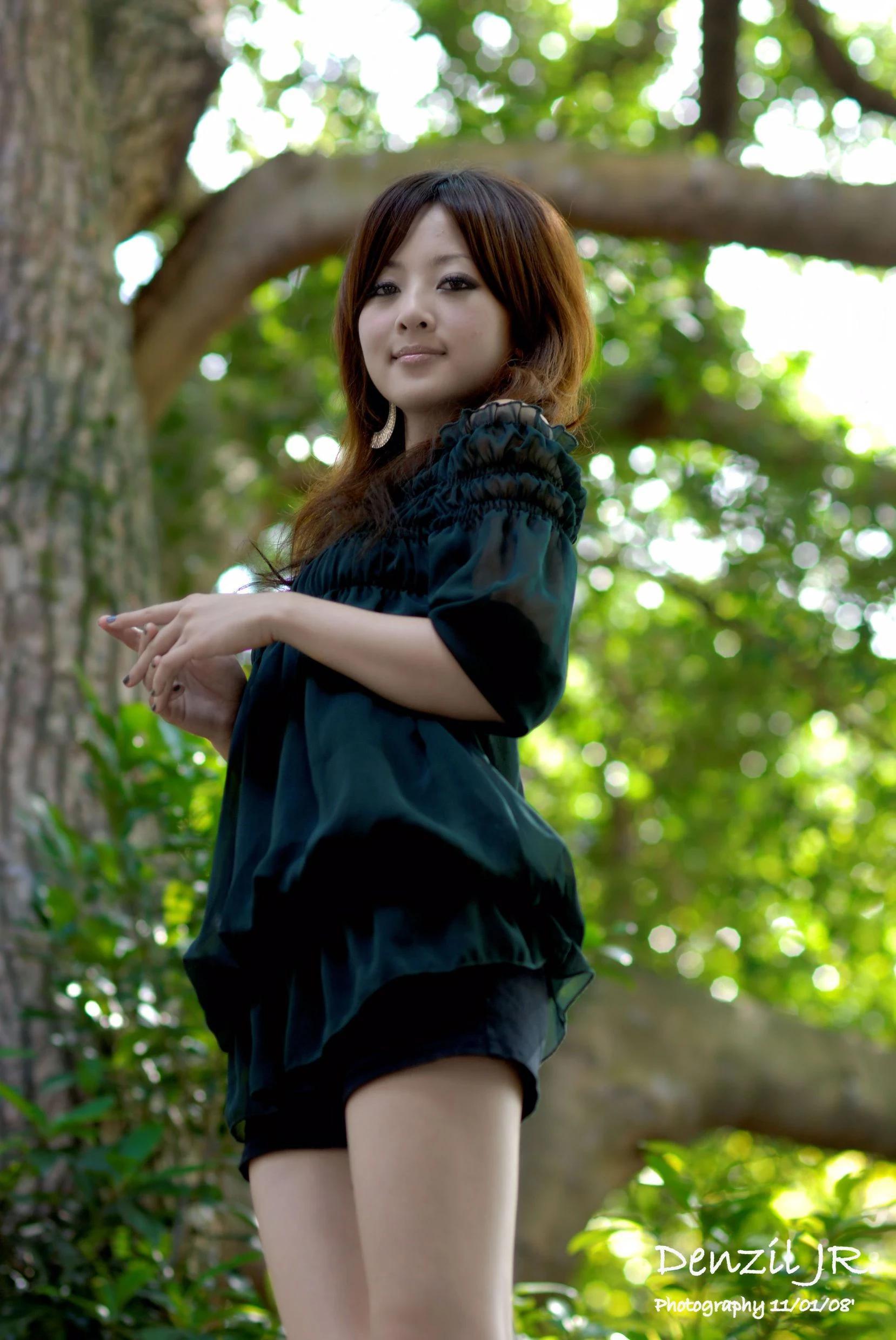 台湾妹子果子MM - 3套户外唯美清新写真集(113)