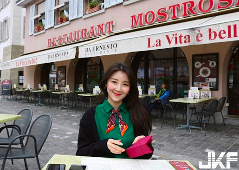 气质大方「美乳欧腻」好漂亮！「浑圆雪白」中路大开完美溢出！这个弧度太凶了！-小湿妹图(12)