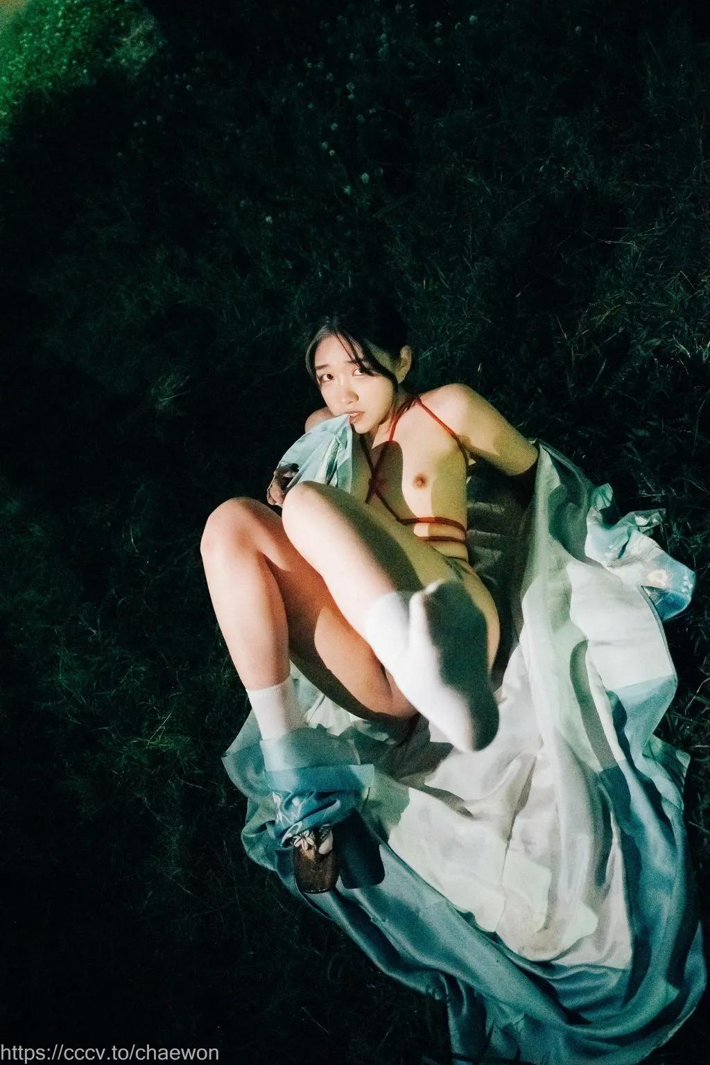 [Loozy] SonSon (손손): Osakas (95 photos)(39)