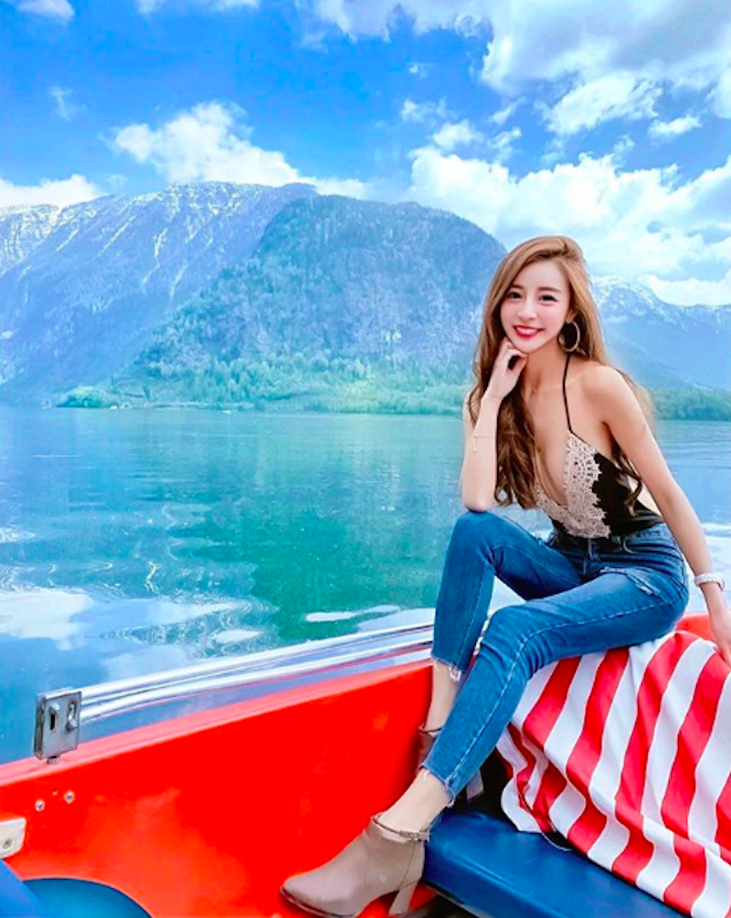 台湾优质空姐「瑞塔儿」辣到国外！两座「国产少女峰」称霸匈牙利浴场！(31)