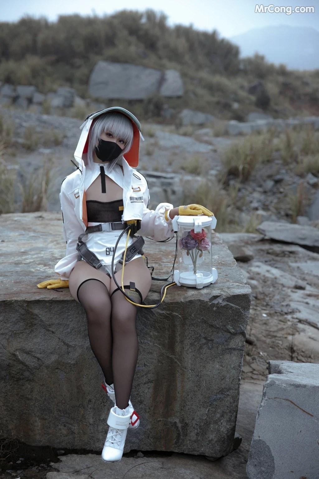 Coser@G44不会受伤 Vol.078: Flower 快要坏掉的八音盒 小花 (30 photos)(14)