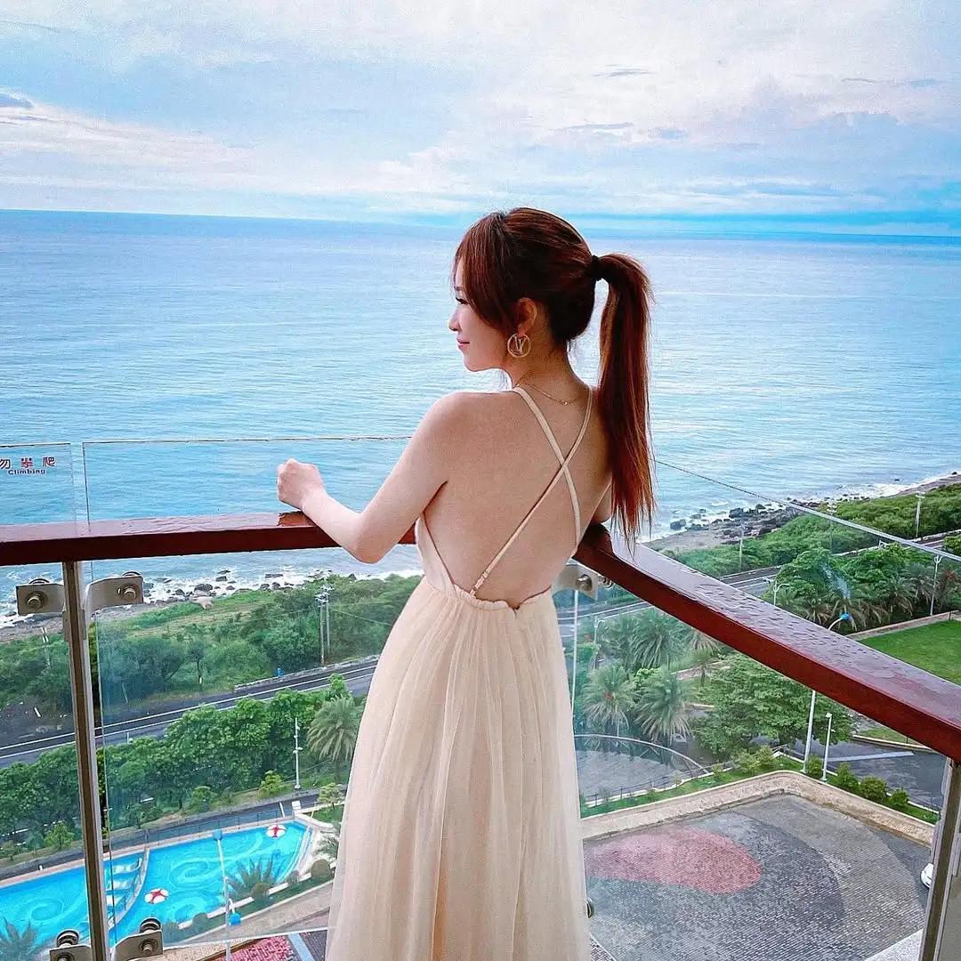 白皙销魂视角无法承受「妤妤」穿著性感诱人！(8)