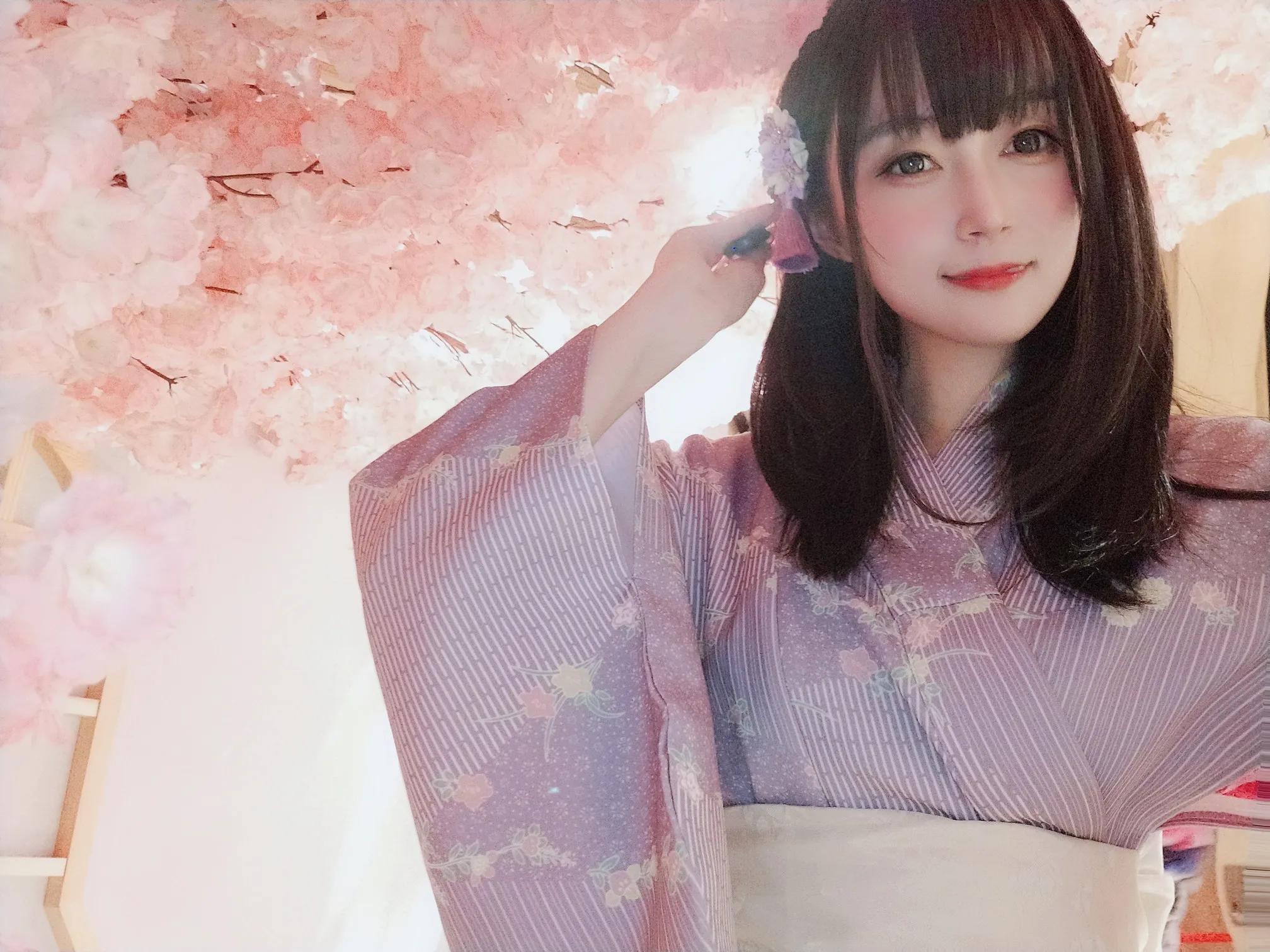 白银81《温泉浴衣2》直挺侧乳色香俱全(1)