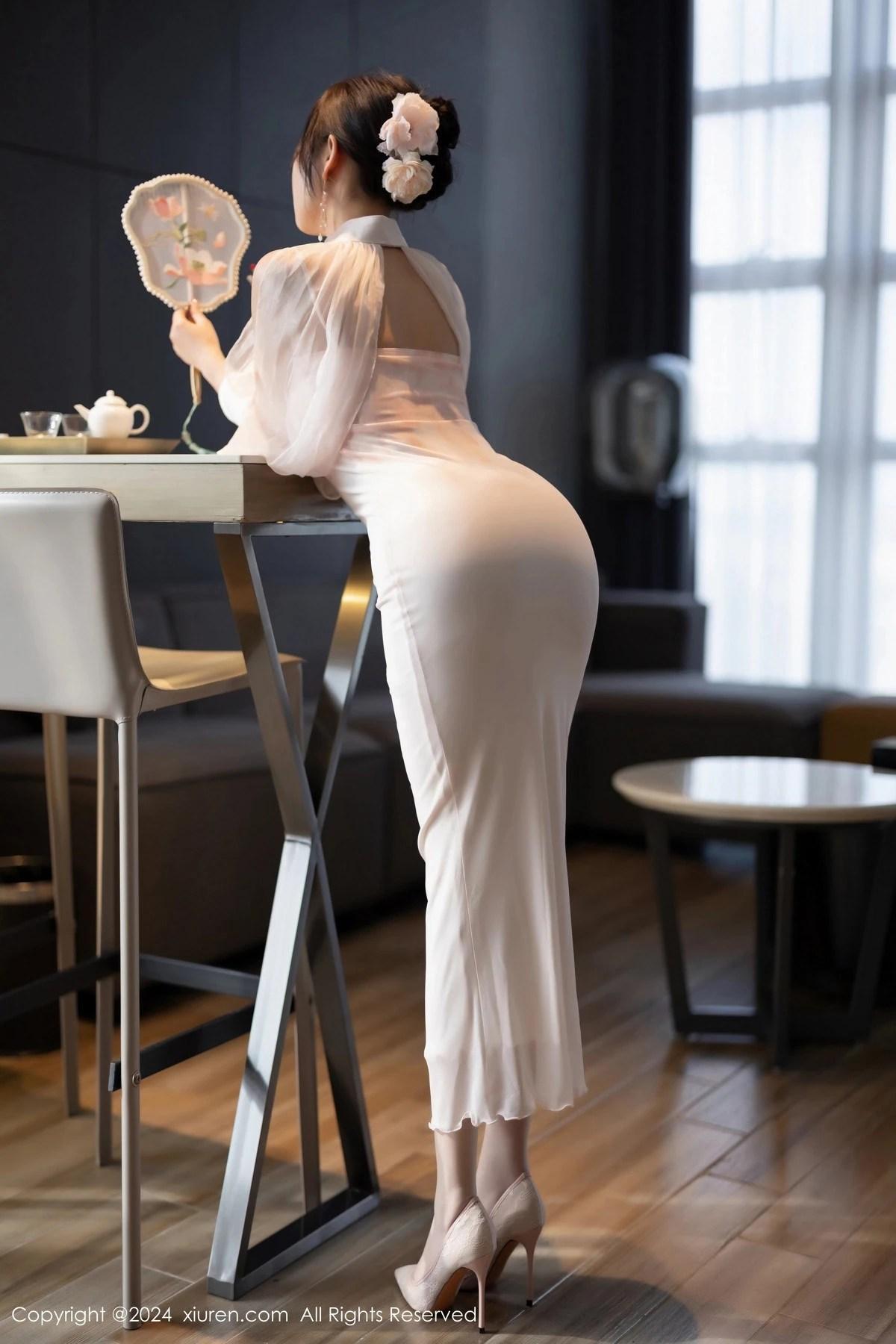 [XiuRen秀人网]第8294期杨晨晨写真(15)