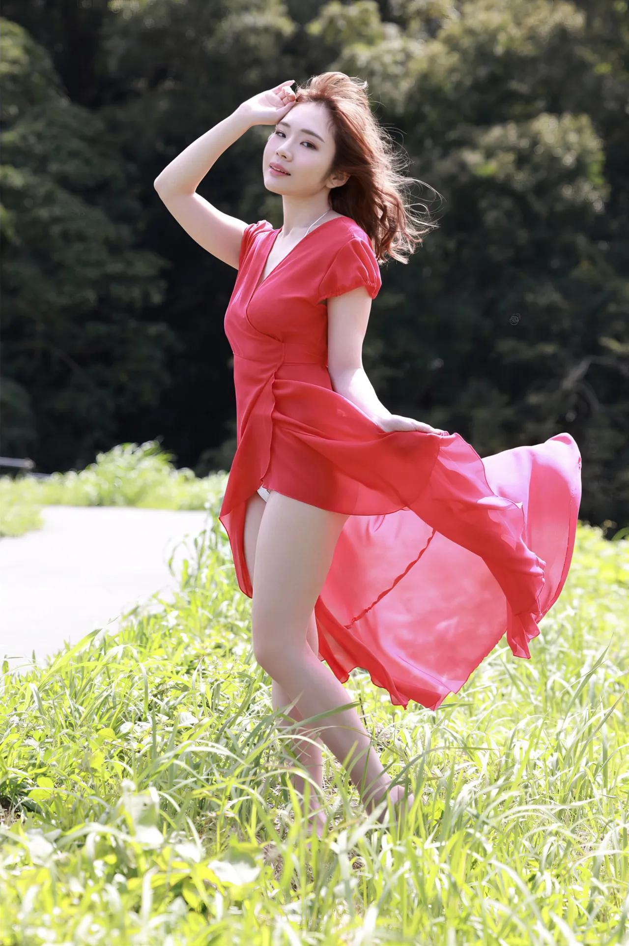 [白川のぞみ] 大秀身材 丰满上围让人好惊喜(8)