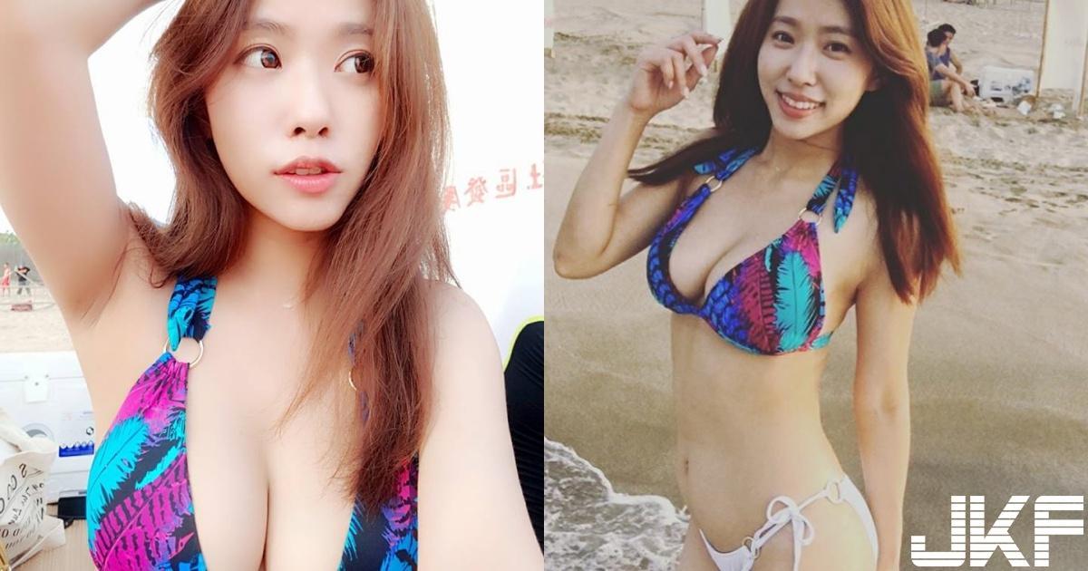 台湾F奶女神！正妹挺「天然水滴奶」海边大解放，「海沟型事业线」让游客看得受不了！-小湿妹图(1)