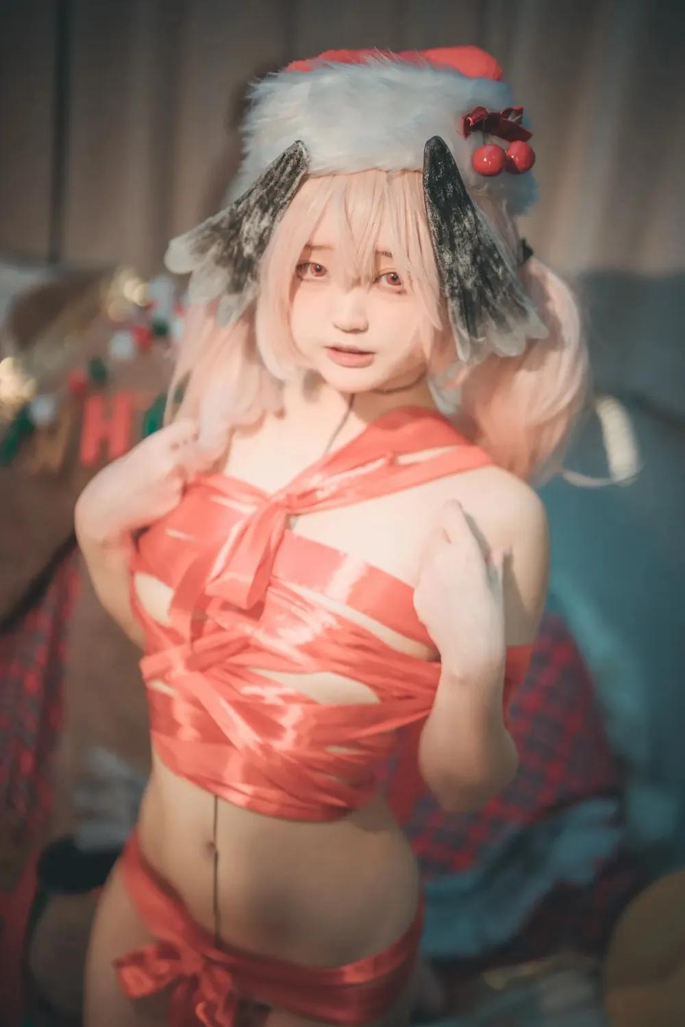 [神沢永莉] Shimoe Koharu Santa Ver. (Blue Archive)(85)