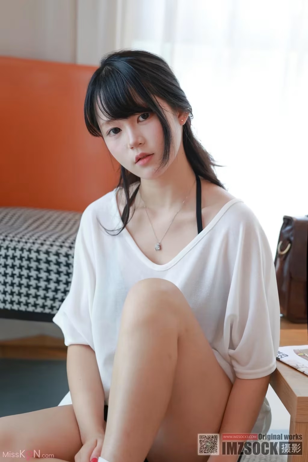 [MZSOCK愛美足] No.347： 琛琛 (212 photos + 1 video) - ( Page 1 / 2 )