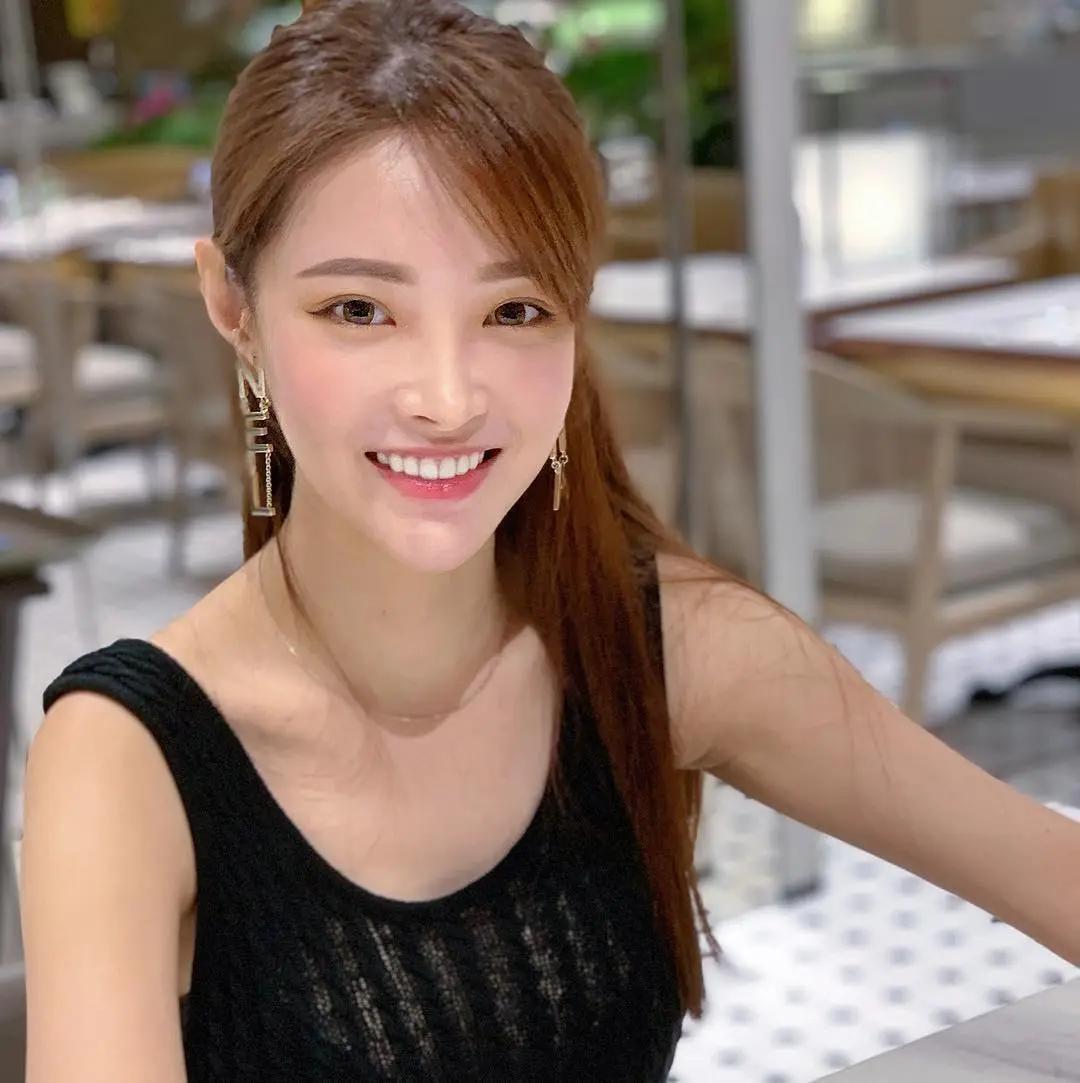 陈梦晨 E奶女神不仅身材好、还有著天使脸蛋(12)