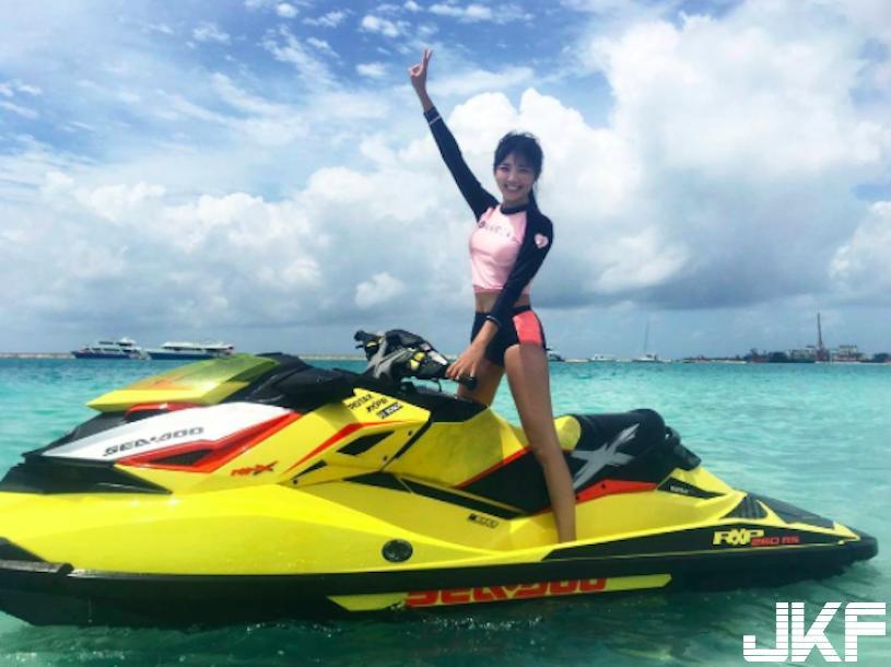 头等舱连空姐都「美到最高规格」，还会提供私人的「顶级服务」，让人好想体验喔～(2)