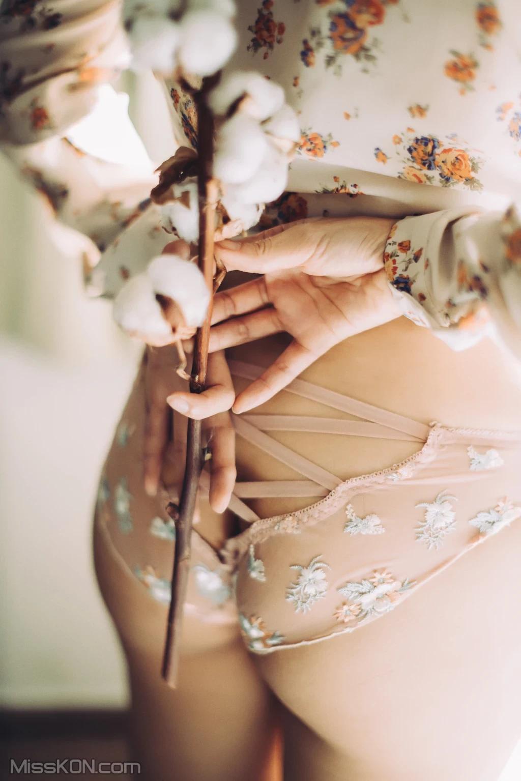 Kuromelo (黒メル)： Blooming Petals Vol.1 (87 photos)(48)