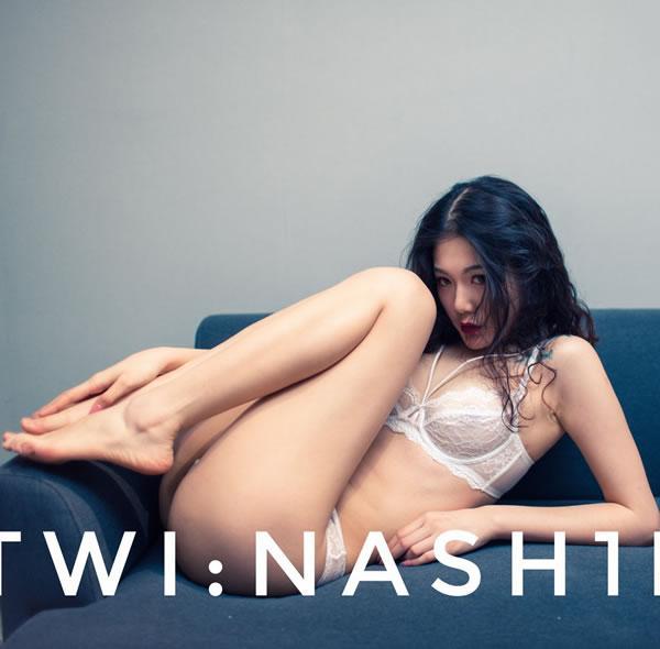 一米八的大梨子微博私拍尺度图集2