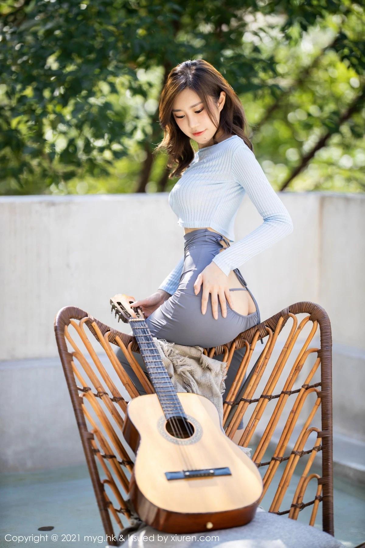 [MyGirl美媛館]Vol.600_女神綺里嘉ula長三角旅拍吉他妹妹主題戶外秀完美身材誘惑寫真56P(24)