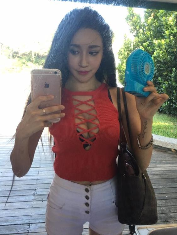 直播女神 Avril 艾葳(3)