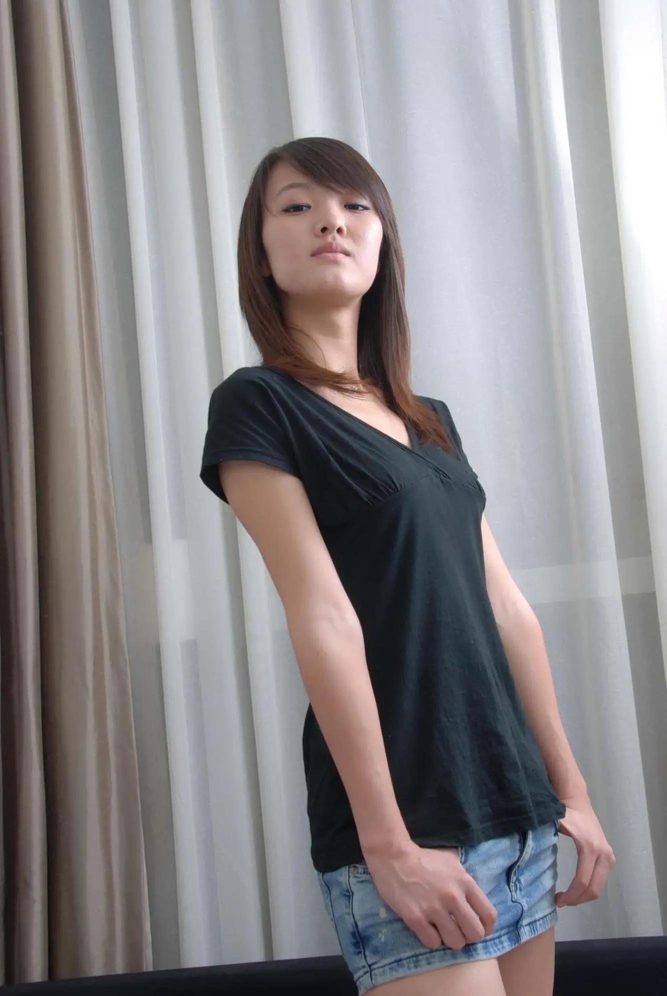 国模白灵 大尺(三)(73)