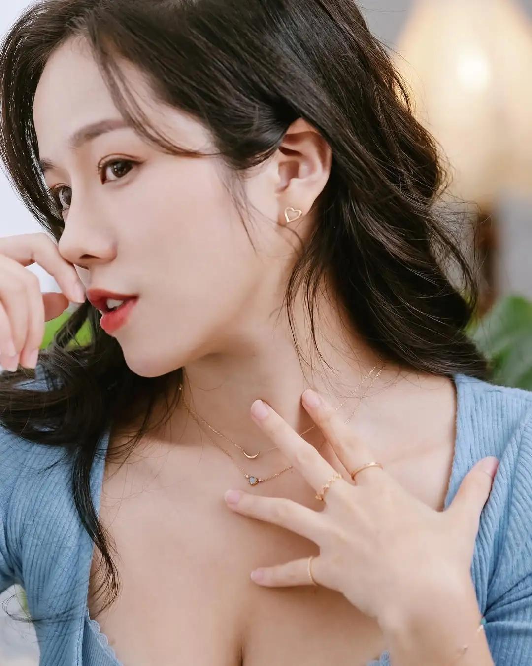 「姜幂Hami_Chiang」 S曲线超杀 身材辣翻天(20)