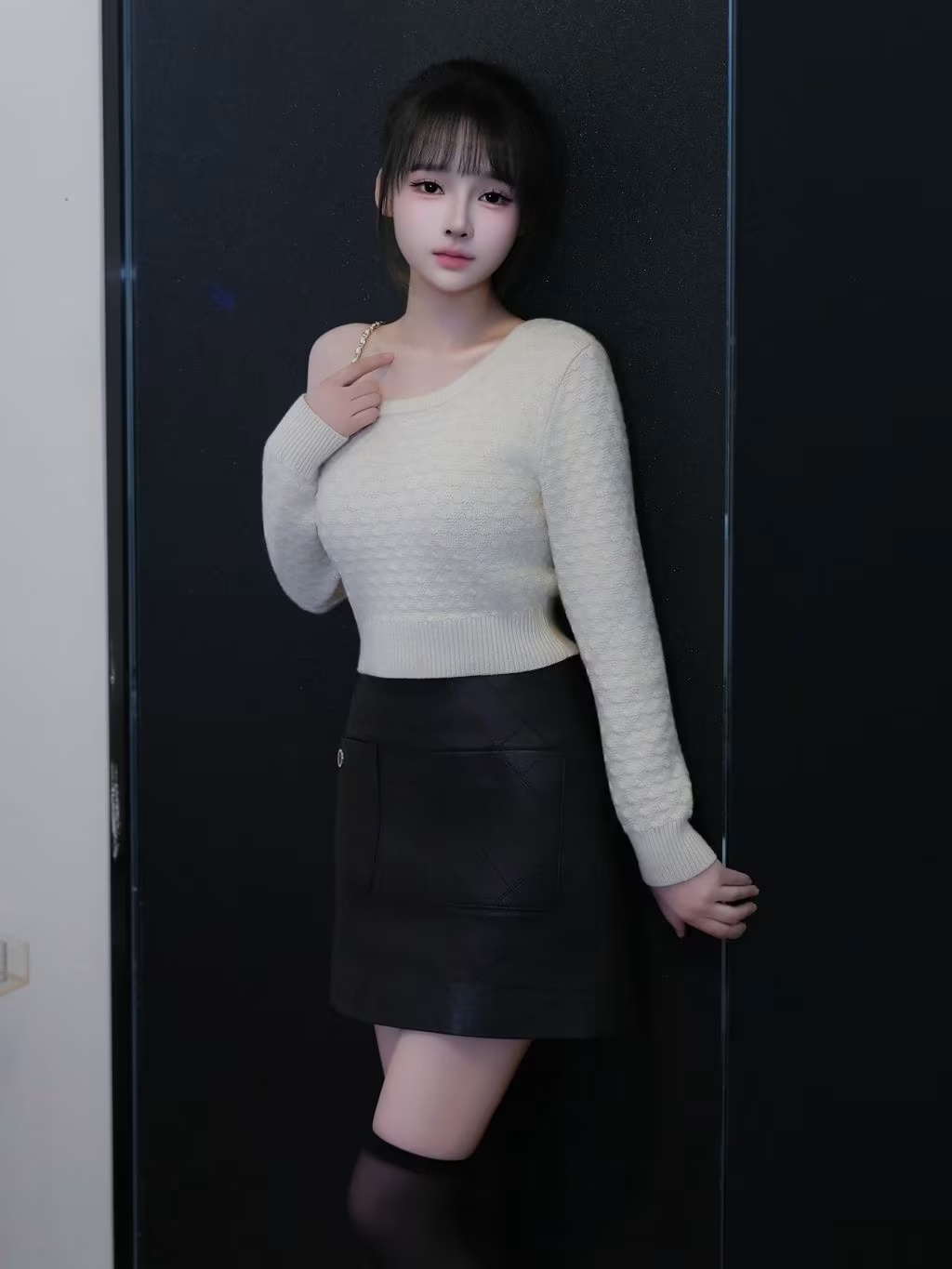 [XR Uncensored] 沈蜜兒： R18 秀人網模特 黑白生活 (107 photos + 1 video) - ( Page 1 / 6 )(66)