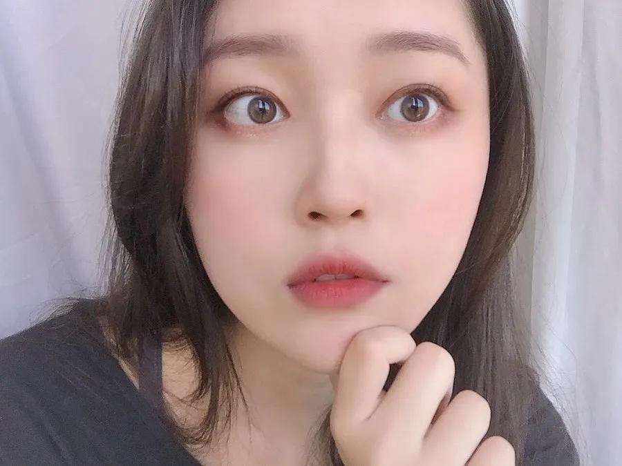 台湾大学 清秀正妹 气质出众让人过目不忘(10)