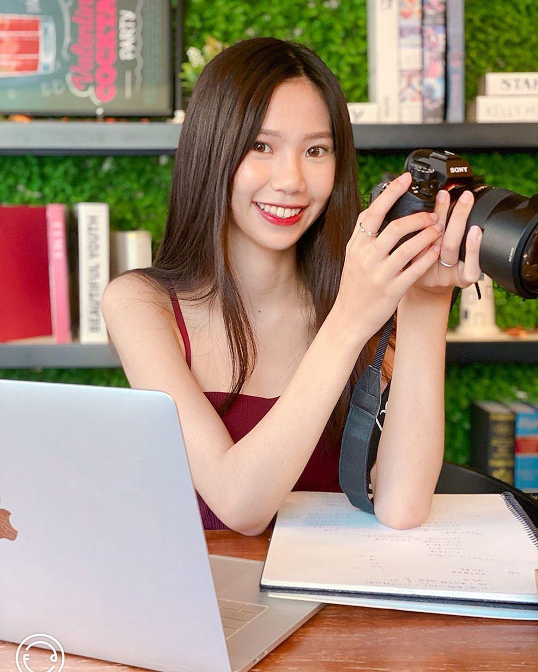 易芝Vian 天真笑容深受粉丝喜爱(8)