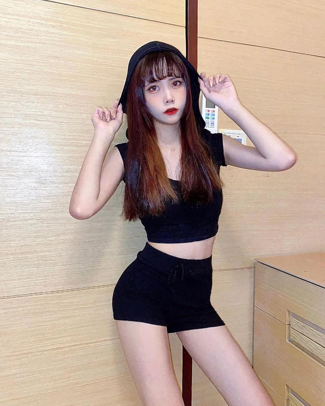 超逆天辣妹腿！启英高中美腿学生妹「安琪」，超短真理裤让腿控都受不了啦！-小湿妹图(14)