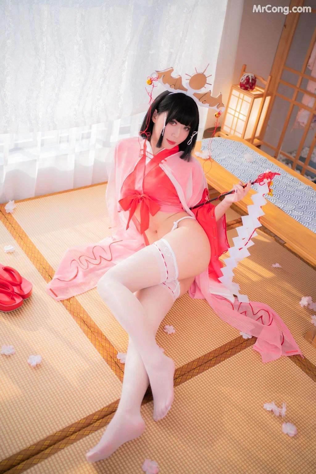 Coser@Money冷冷 No.021: 辉夜姬巫女 (127 photos )(30)