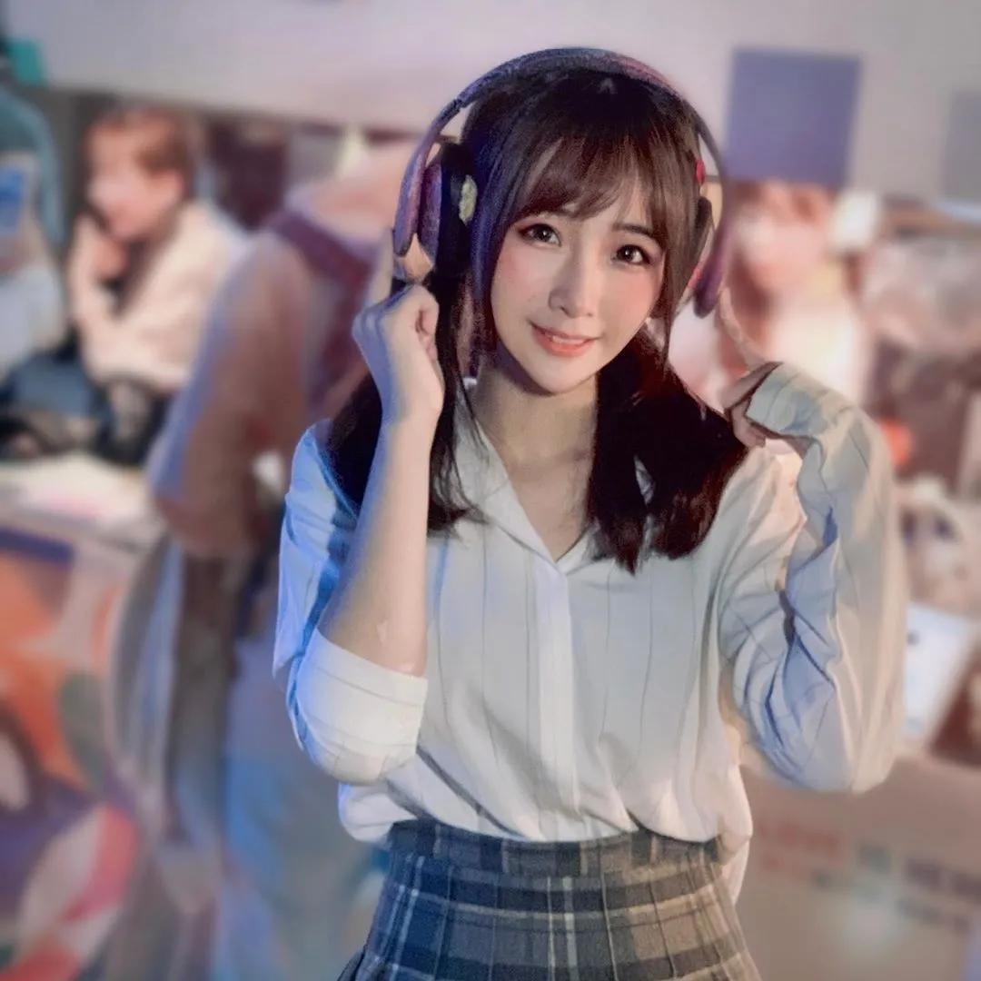 KAII凯伊 笑起来的甜美滋味让人欲罢不能(14)