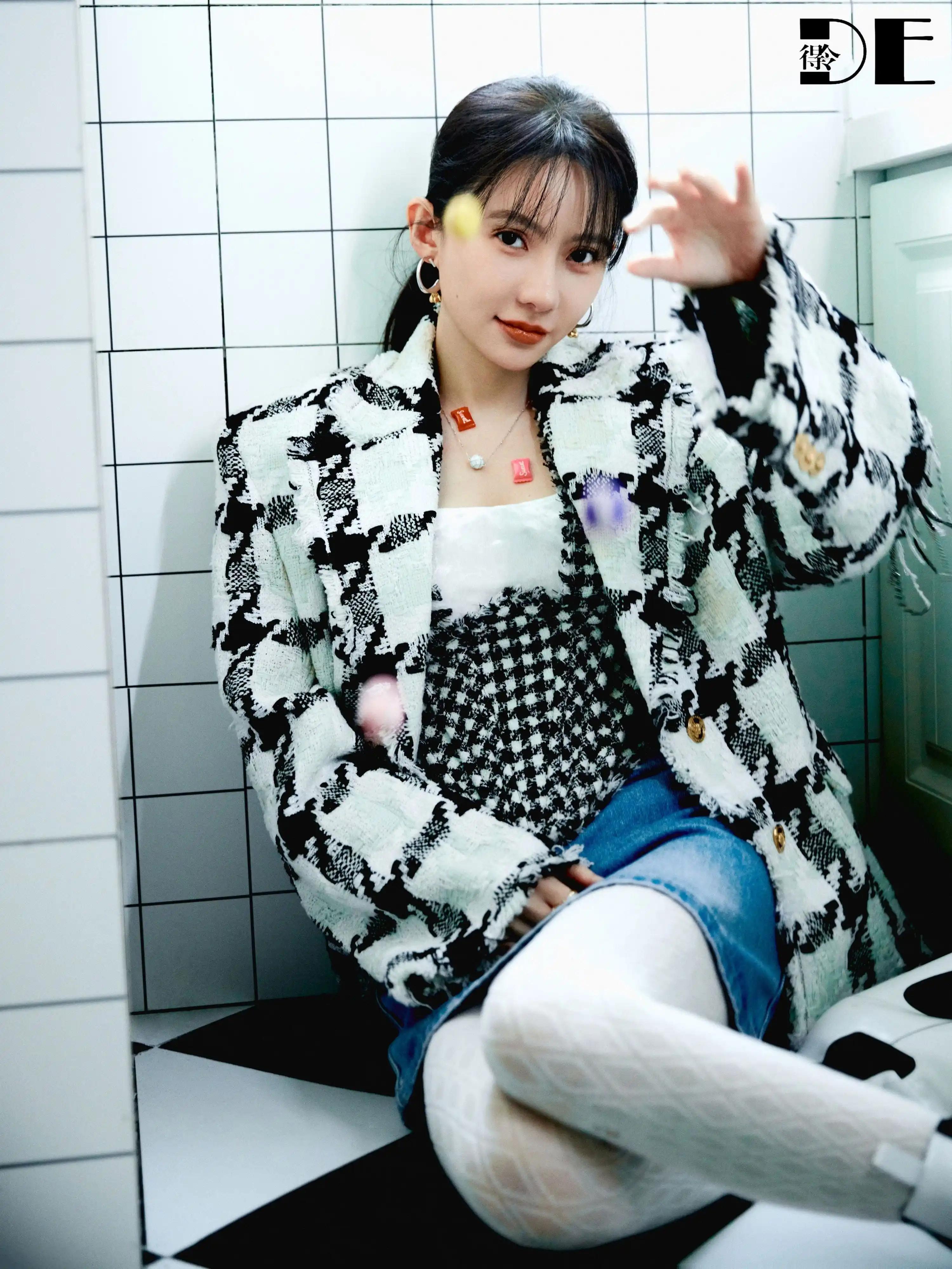 复古知性杂志写真—刘萌萌[高清套图]