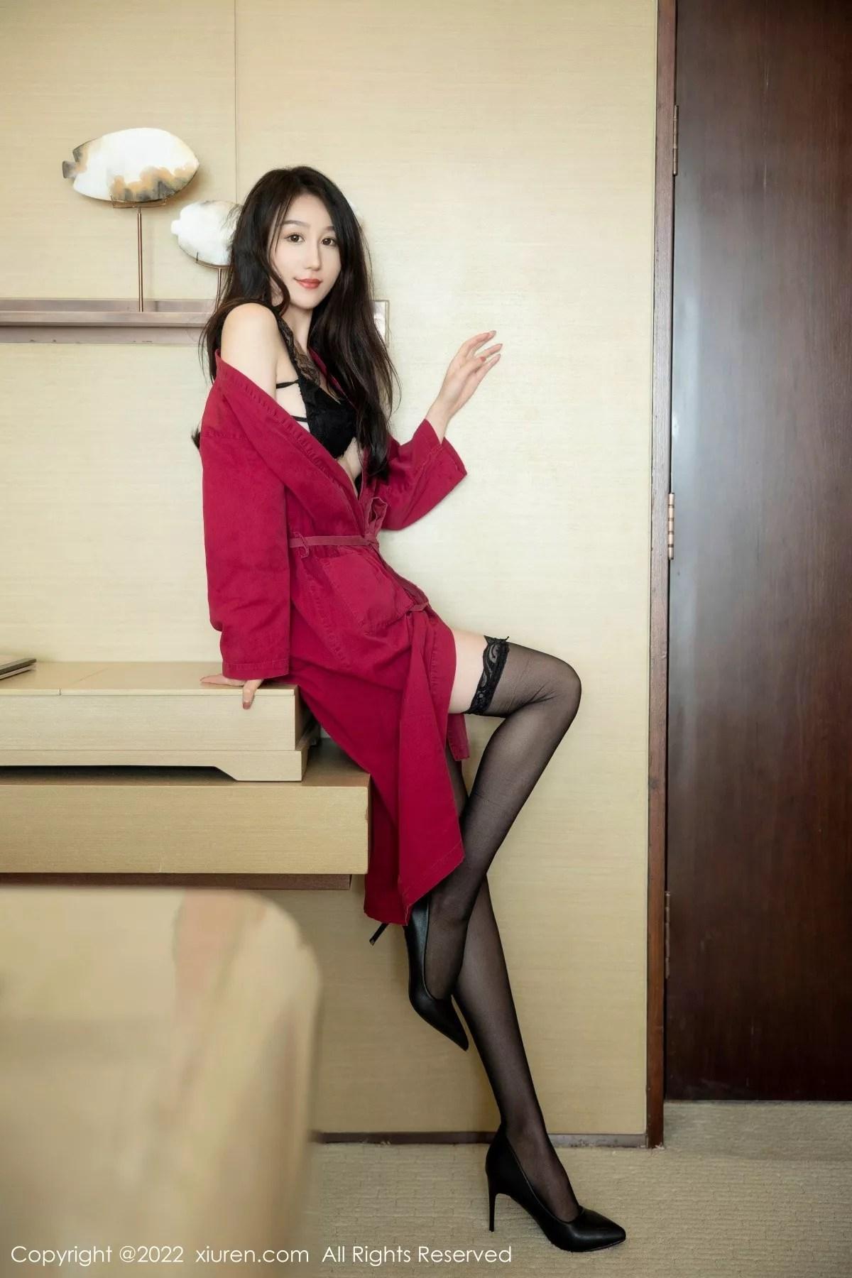 [XiuRen秀人网]第5624期薇薇酱写真(11)