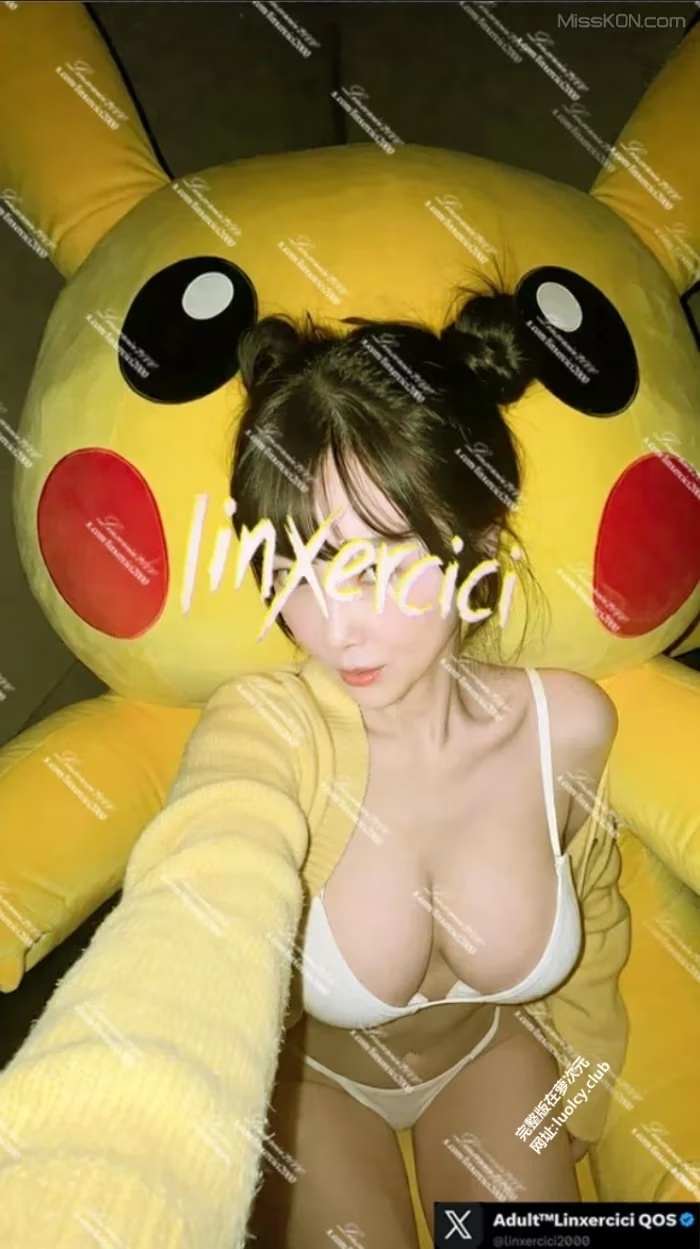 林瑟西西：大奶反差婊戶外人前露出(9)