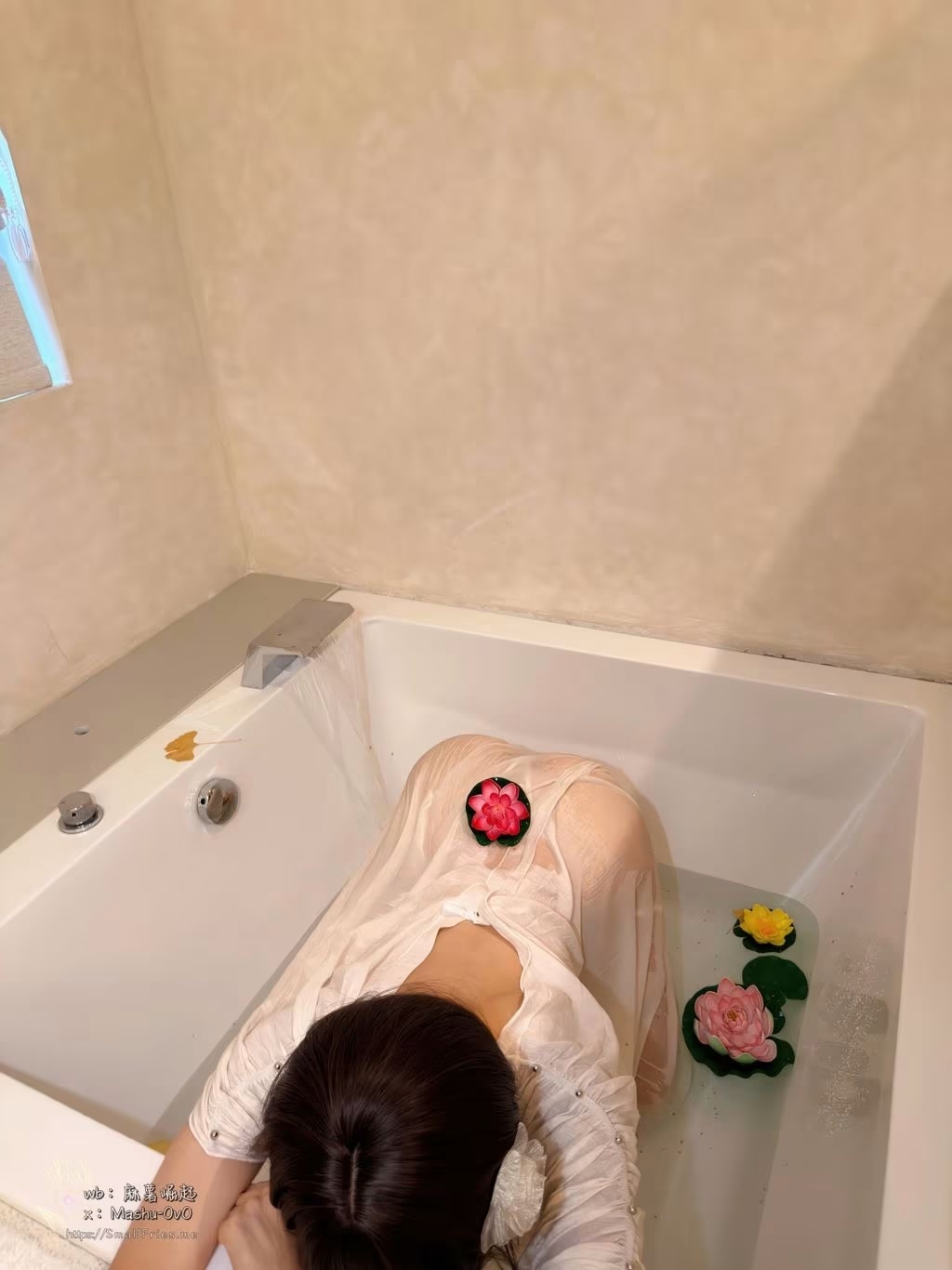 Coser麻薯好吃：水中月中秋寫真(25)