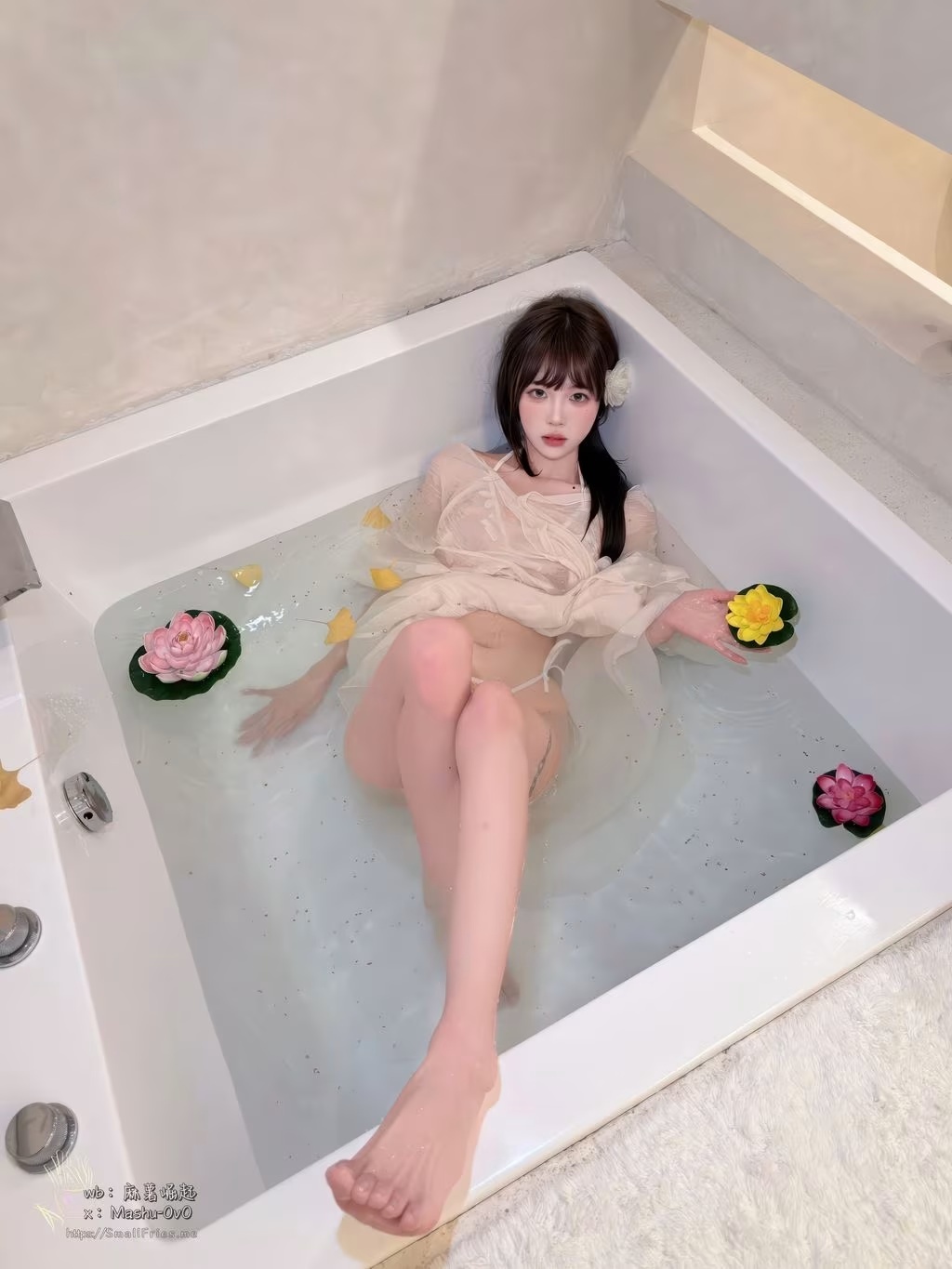 Coser麻薯好吃：水中月中秋寫真(54)