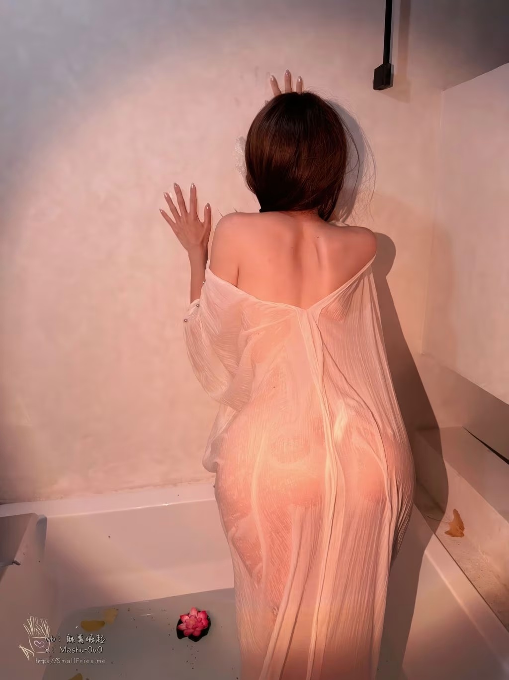 Coser麻薯好吃：水中月中秋寫真(88)