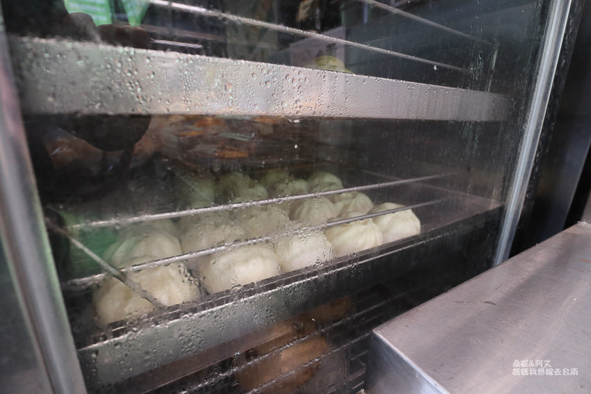 【台南美食】人潮滿滿的早餐店,新鮮現做,種類超多!曜陽營養三明治 【台南美食】人潮滿滿的早餐店,新鮮現做,種類超多!曜陽營養三明治