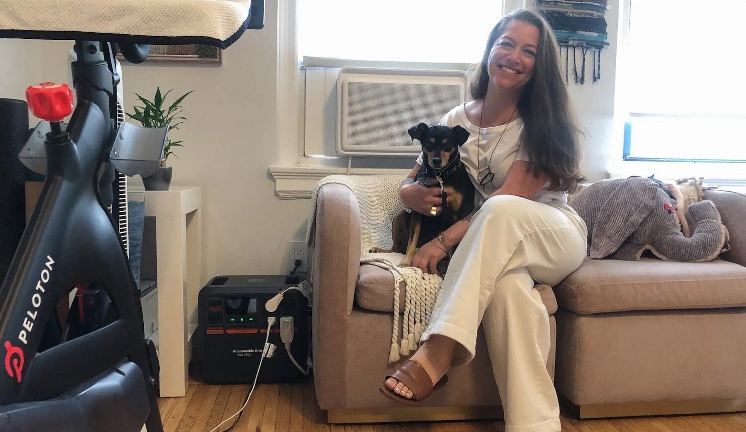 NYC utility tests portable home batteries to dull AC’s…