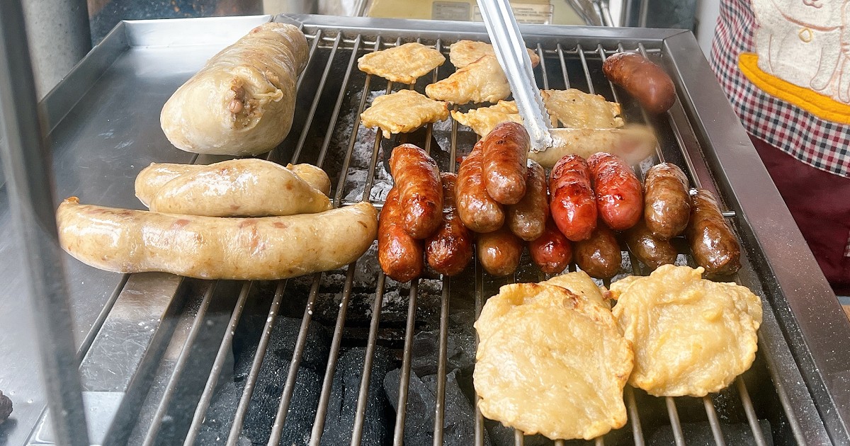 鳳關東煮｜黑輪攤必吃推薦，新化區台式下午茶，台式關東煮、烤黑輪片、烤大腸香腸都超好吃！