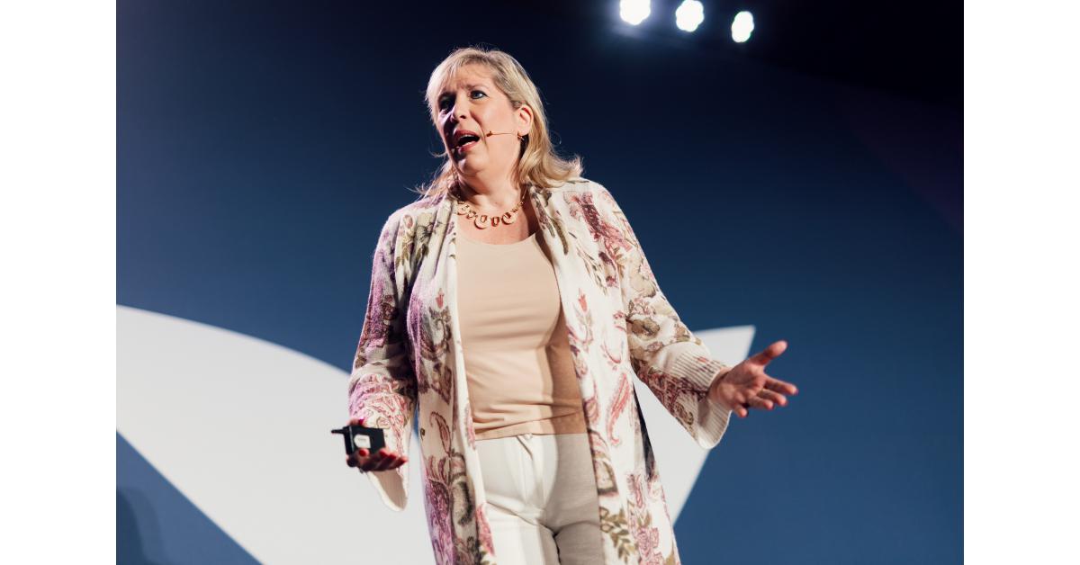 1 alleluia 6:14 2 introit:resurrexi 7:16 Marie Diamond, Global Transformational Teacher, Will Be