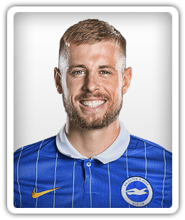 Son arrivée va permettre de former un duo costaud au milieu de terrain avec yves bissouma. Brighton (England) - Football Manager 2021 - FM21 - FM2021