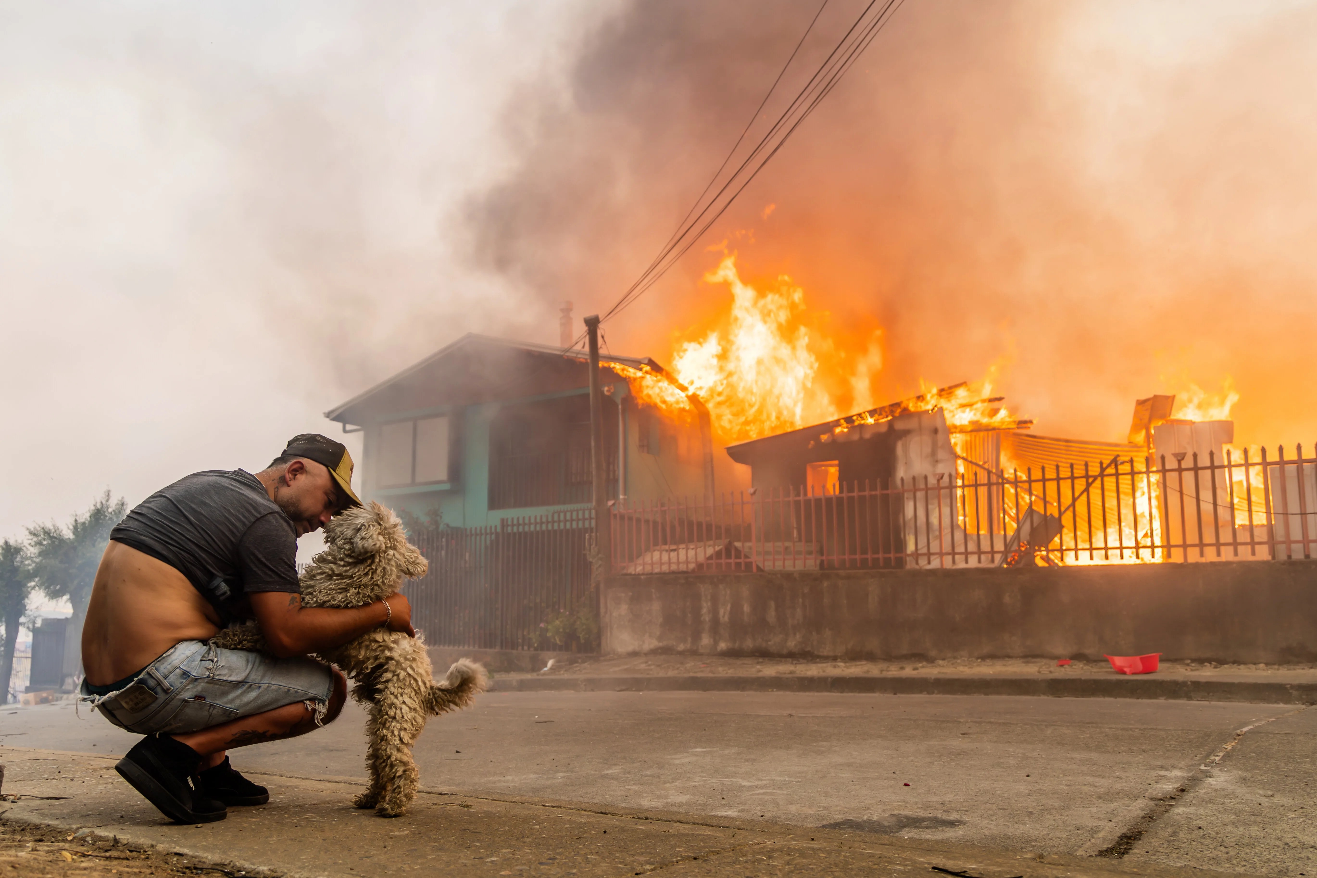 Wildfires In Chile Leave 18 Dead As Thousands Flee