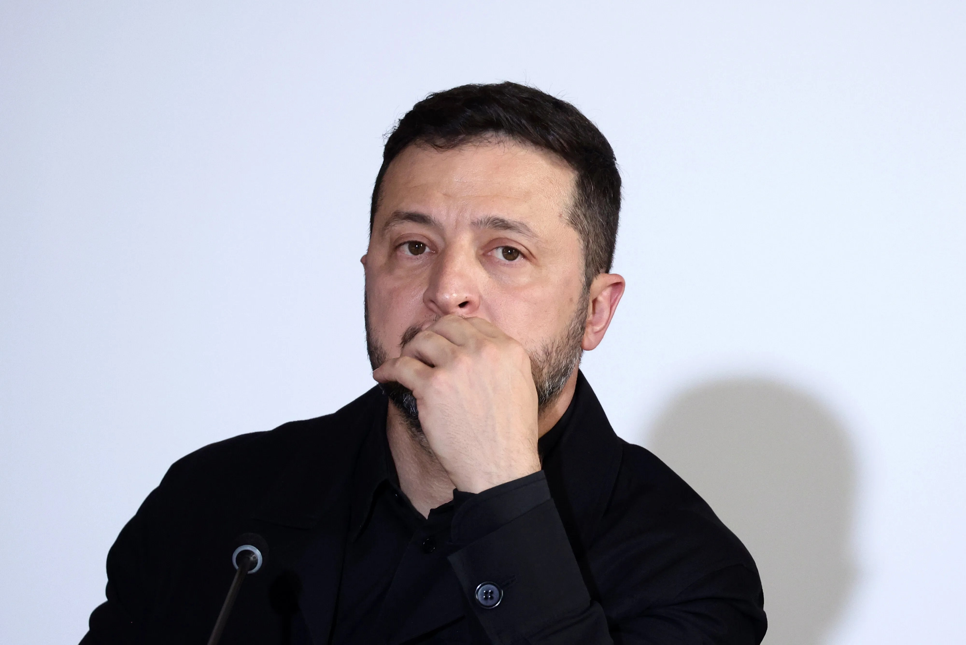 Ukraine Fires 400 Drones Toward Moscow As Zelenskyy Grapples With Protests