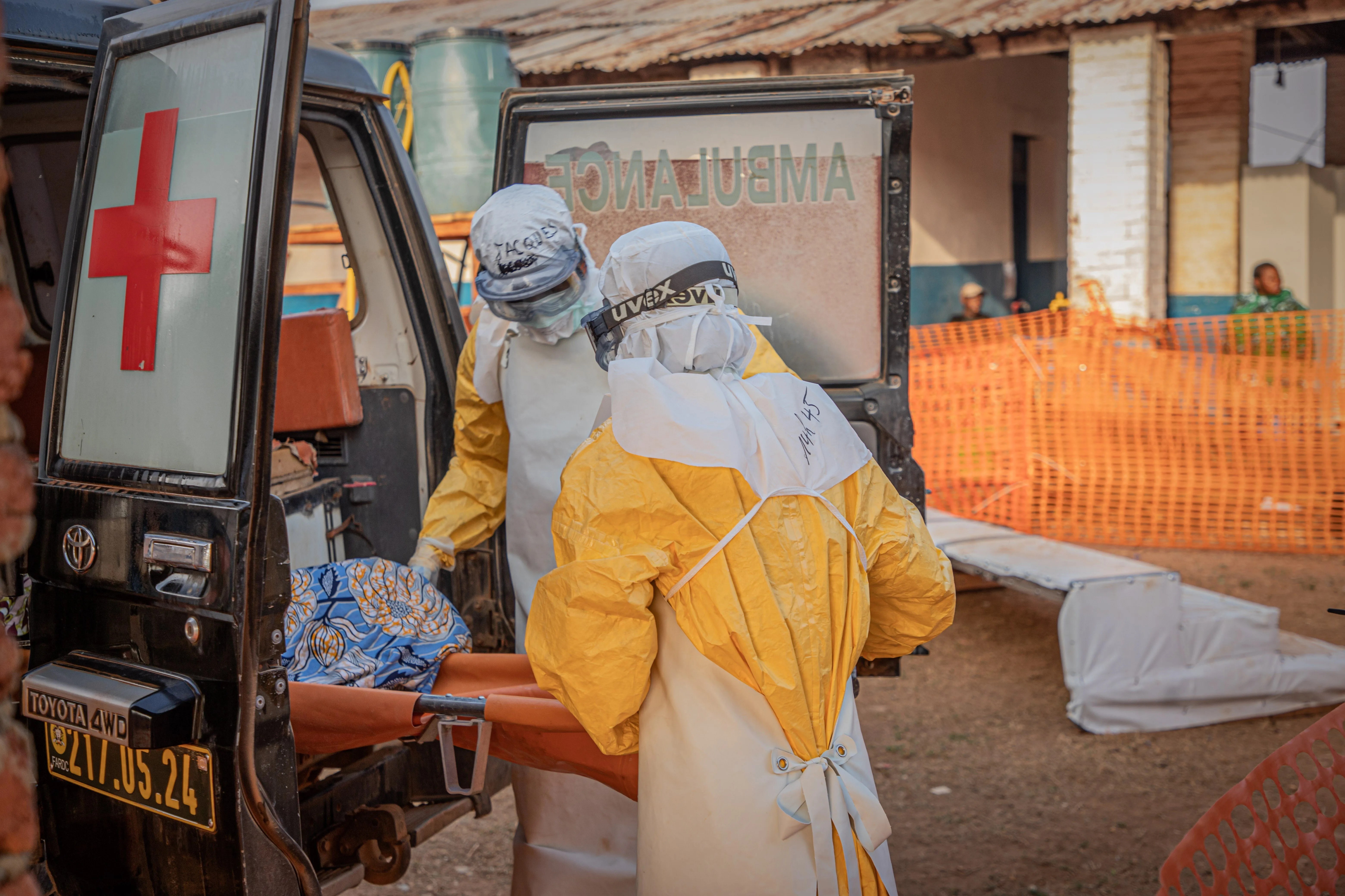 Volunteer In U.K. Receives First Experimental Ebola Vaccine As Congo Cases Rise