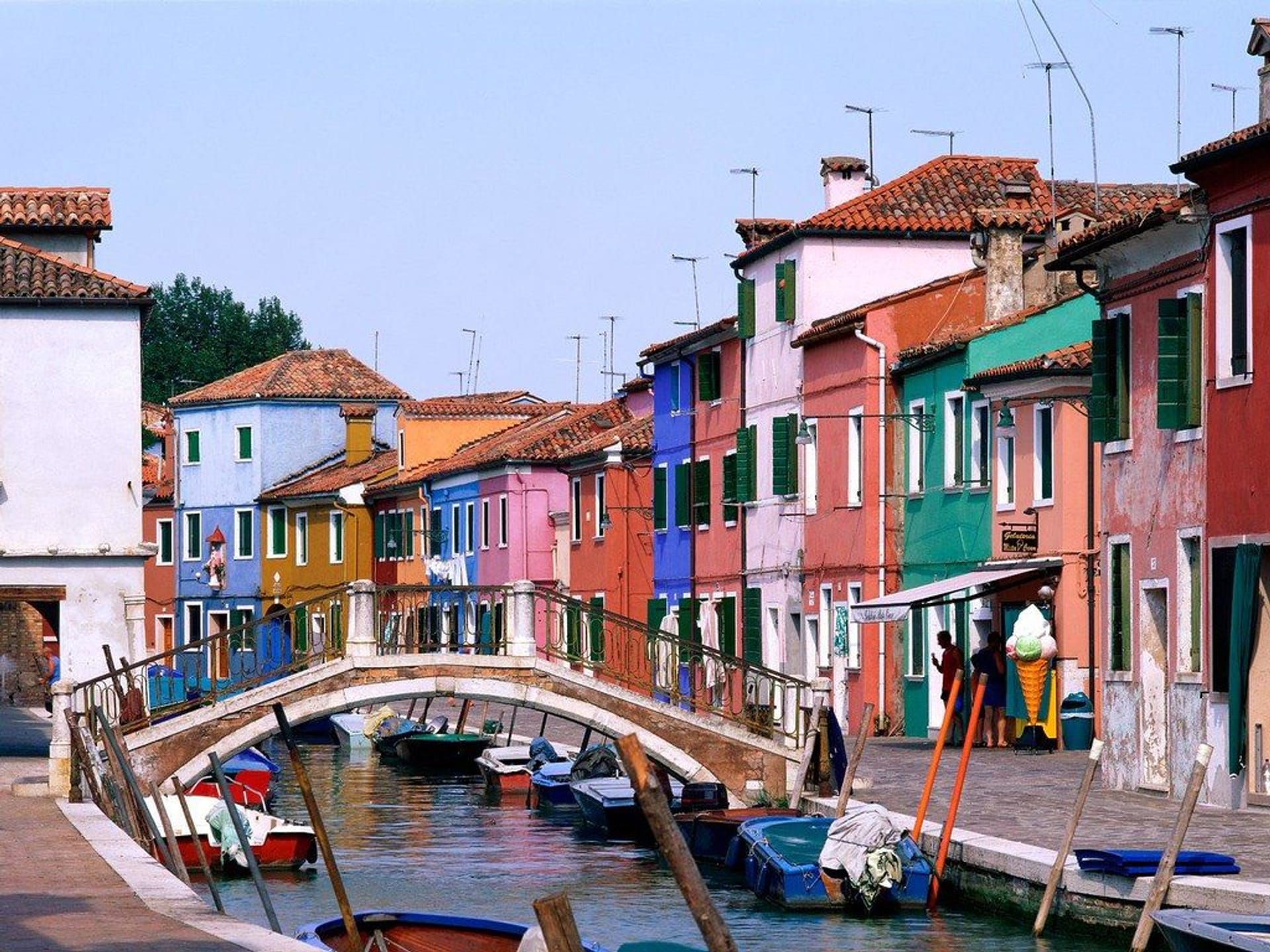 The islands of the venetian lagoon | as a venetian it is very important for me to tell the history of the other islands of the lagoon and explain the . Murano Burano Torcello Full Day Greca Co