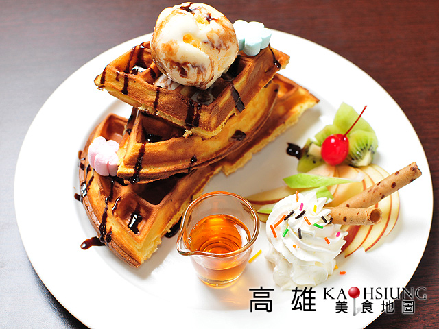 【RÊVE Caf’e 黑浮．夢咖啡館】高雄下午茶美食推薦