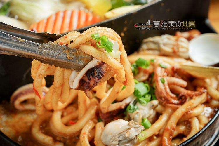 珍品石鍋│麻辣新口味上市加映創意炒烏龍