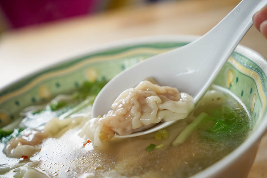 【左營區】菜市仔嬤餛飩店