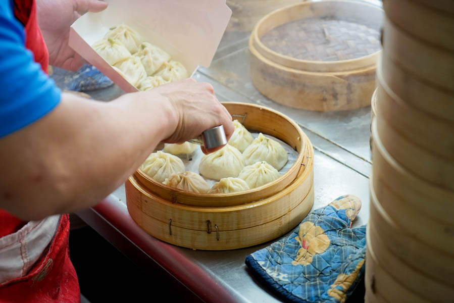 【左營區】龍家饌小籠湯包