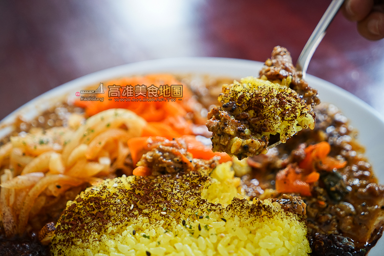 (前金區)一盤咖哩道盡愛情的酸甜苦辣－1920咖哩專門店