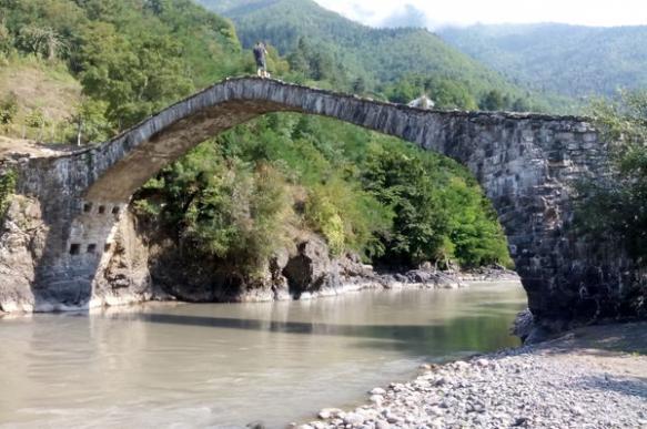 Групповые и индивидуальные экскурсионные туры в грузию,отдых в грузии,. Turisticheskaya Gruziya Gorod Adzhariya Novosti Turizma