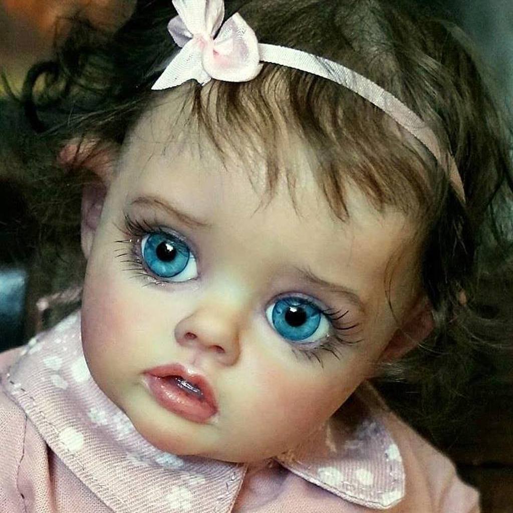 The male is called a bull, and the female is called a cow. 12 '' Lifelike Pola Reborn Elf Baby Doll Girl