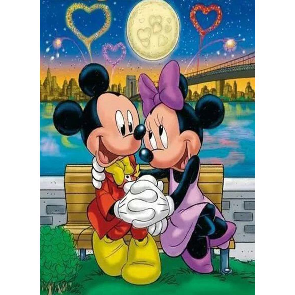 Elevate your diamond painting experience with the highest quality diamond art kits from diamond art club®. Diamond Painting - Full Round - Mickey and Minnie